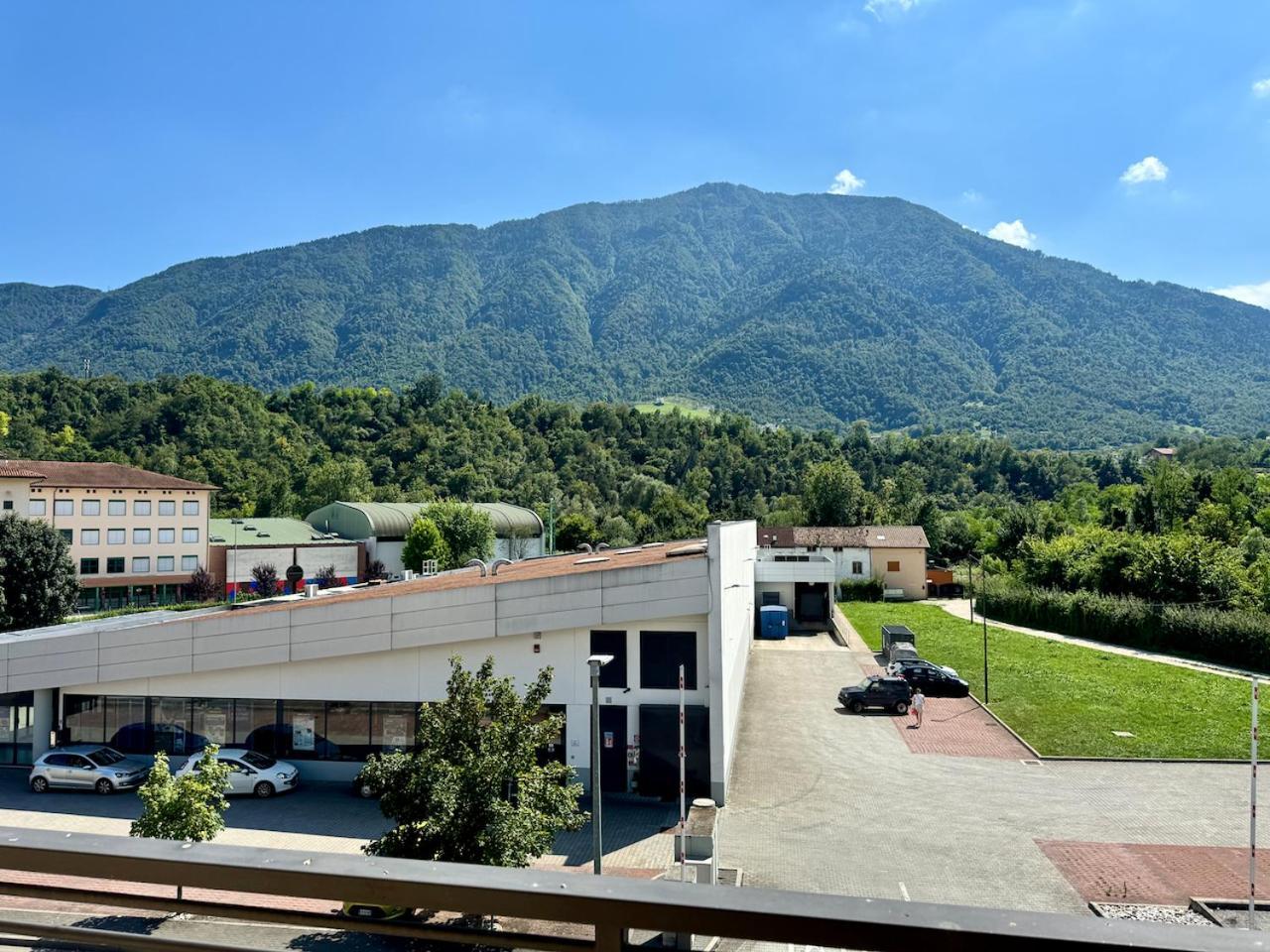 Ai Fol 6 - Stazione E Centro Appartement Feltre Buitenkant foto