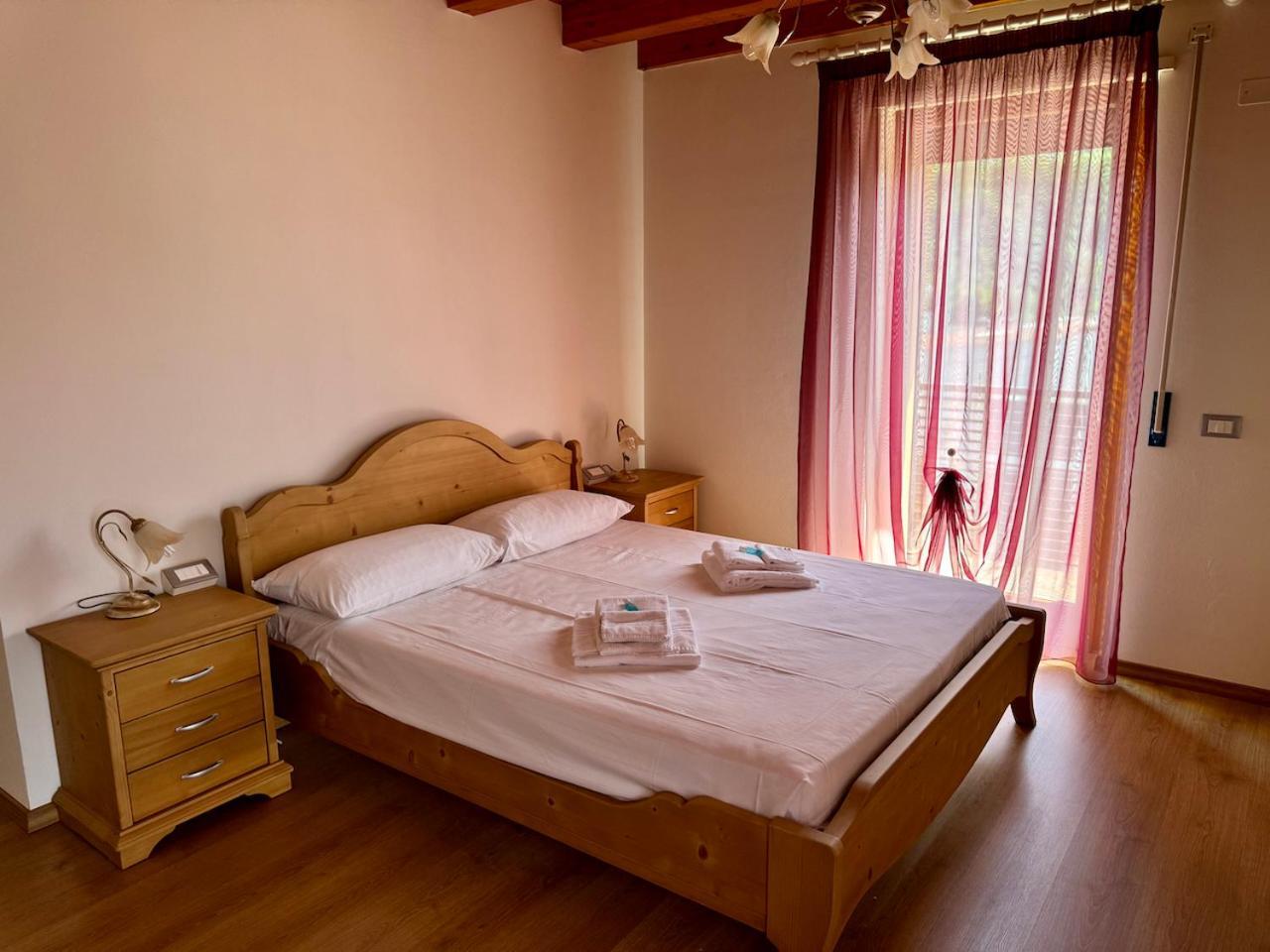 Ai Fol 6 - Stazione E Centro Appartement Feltre Buitenkant foto
