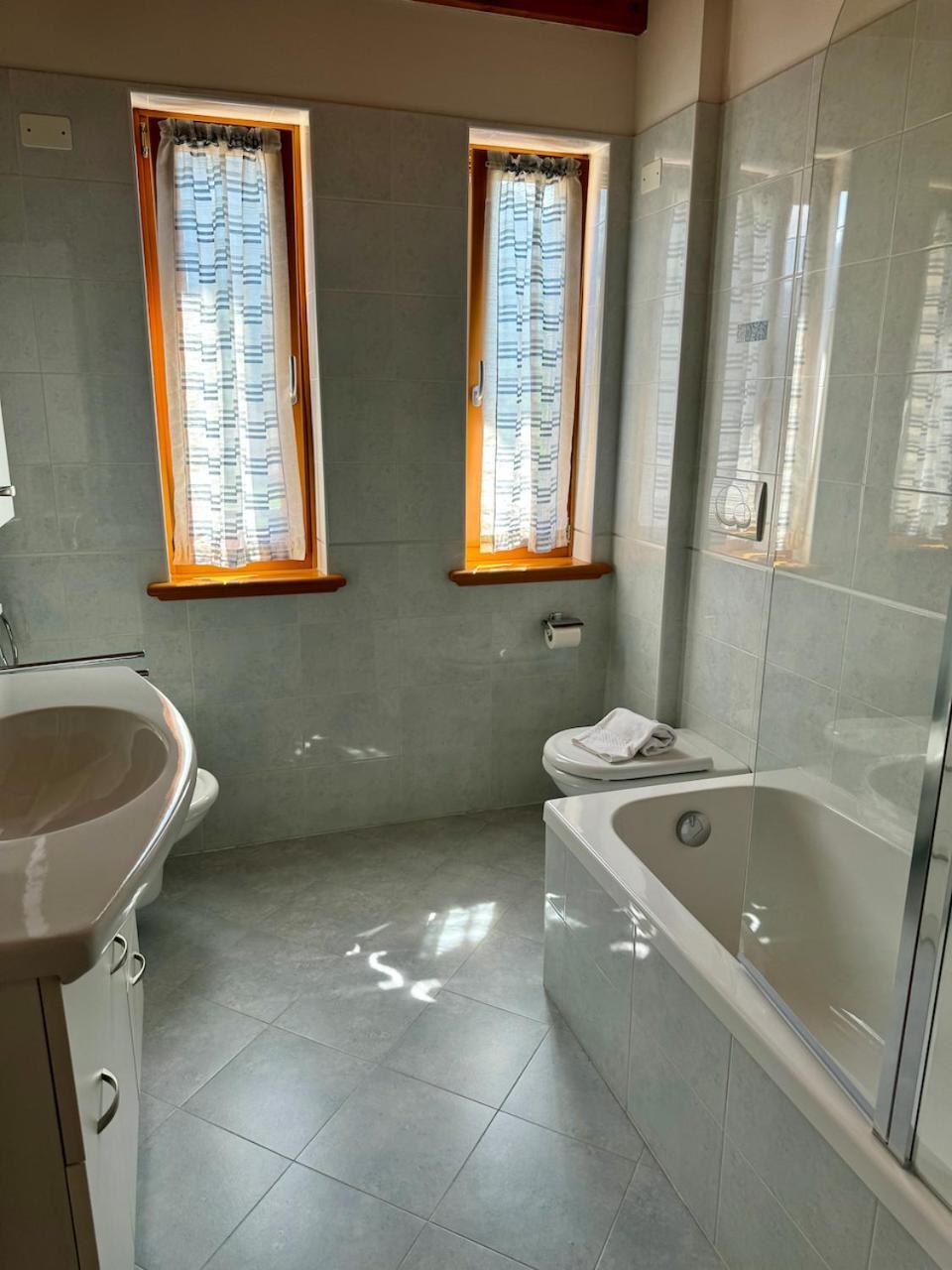 Ai Fol 6 - Stazione E Centro Appartement Feltre Buitenkant foto