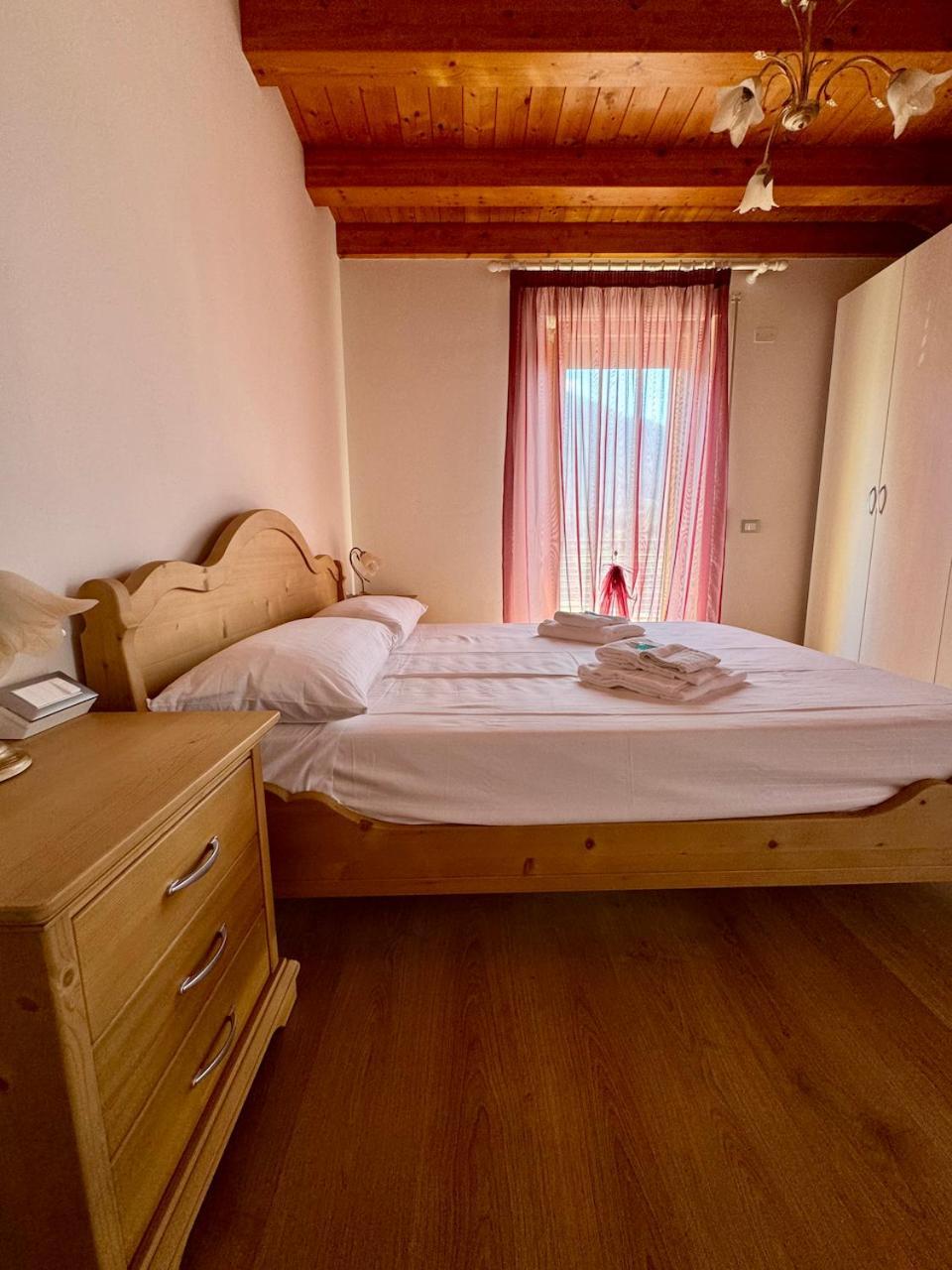 Ai Fol 6 - Stazione E Centro Appartement Feltre Buitenkant foto